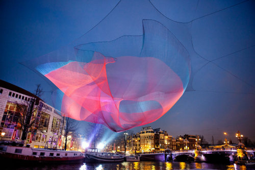 Sex archiemcphee:  American artist Janet Echelman pictures