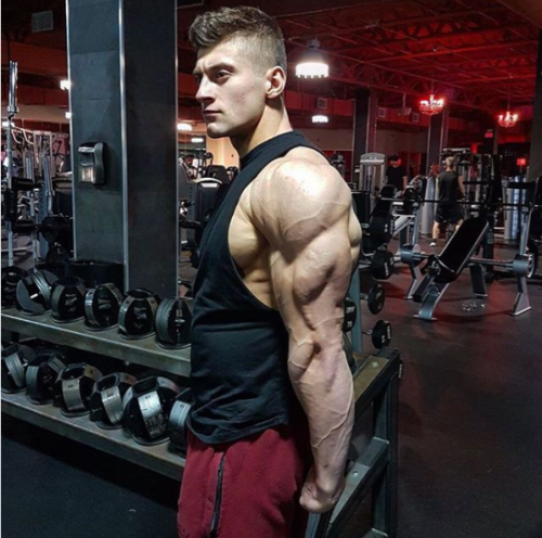 dafyddbach: UK muscle hunk, Chris Pazienti For more muscle hunkery follow @dafyddbach 
