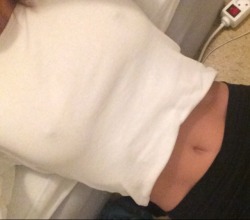 theincredibleflo:  Ive deleted a lot of my perv self  There&rsquo;s something about that stomach&hellip;.