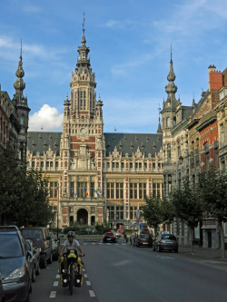 wanderthewood:  Brussels, Belgium by EnduroDoug