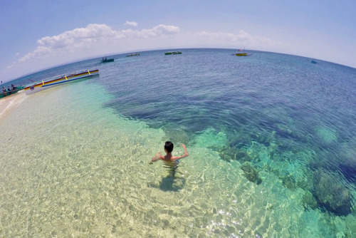 boybehindthelens:Water world.Colibra IslandDasol, Pangasinan