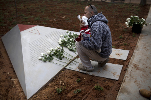 gaywrites:  Yesterday, a park in Tel Aviv unveiled a long-anticipated memorial honoring LGBT people killed in the Holocaust, marking the first specific recognition in Israel for non-Jewish Holocaust victims.   Moshe Zimmermann, a professor from the