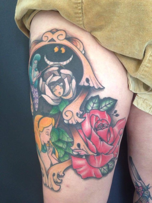 fuckingchoke:My girlfriends Alice in Wonderland piece!