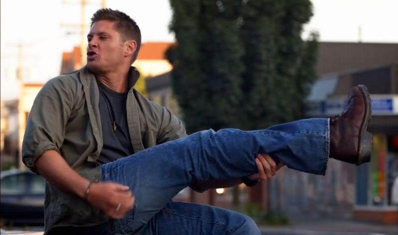 deansdamnation:  damn82much:  Dorky is a sexy look on these boys.  this cast i swear