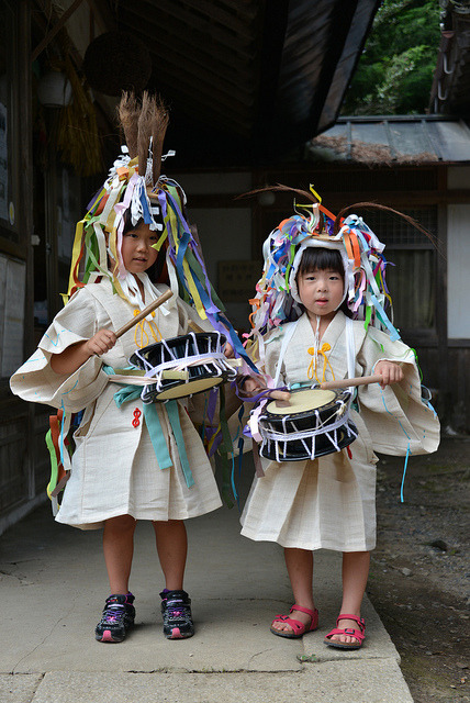 波々伯部神社 例祭 by m-louis on Flickr.