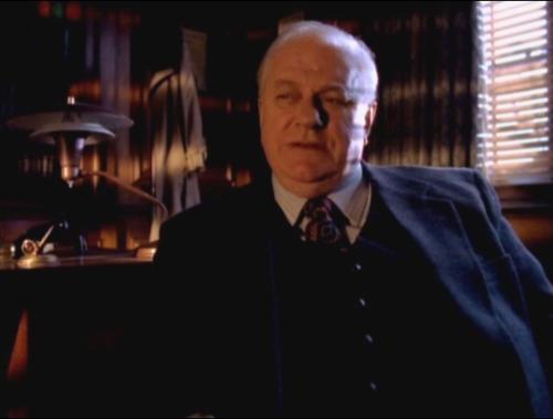 Early Edition (TV Series) - S2/E9 ’A Regular Joe’ (1997) Charles Durning as Psychiatrist[photoset #2