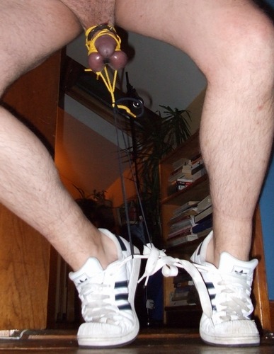 cbtpictures:   Cock and Ball Torture. Extreme pain of Male Submissivehttp://cbtpictures.tumblr.com/