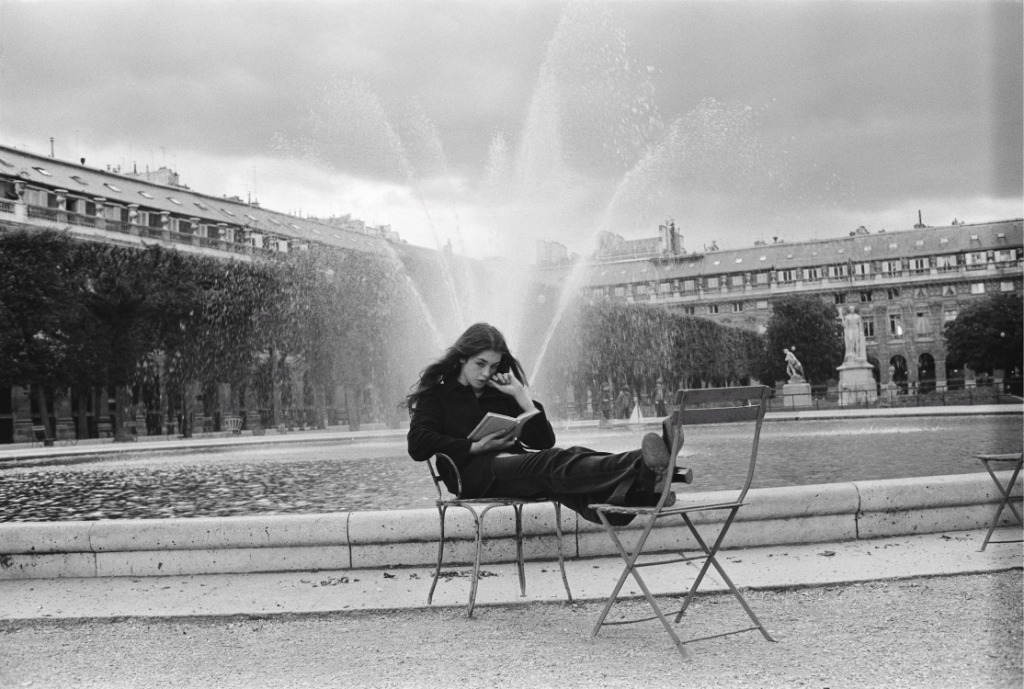 blejz:  Isabelle Adjani photographed by Jean-Claude Deutsch, 1973. 