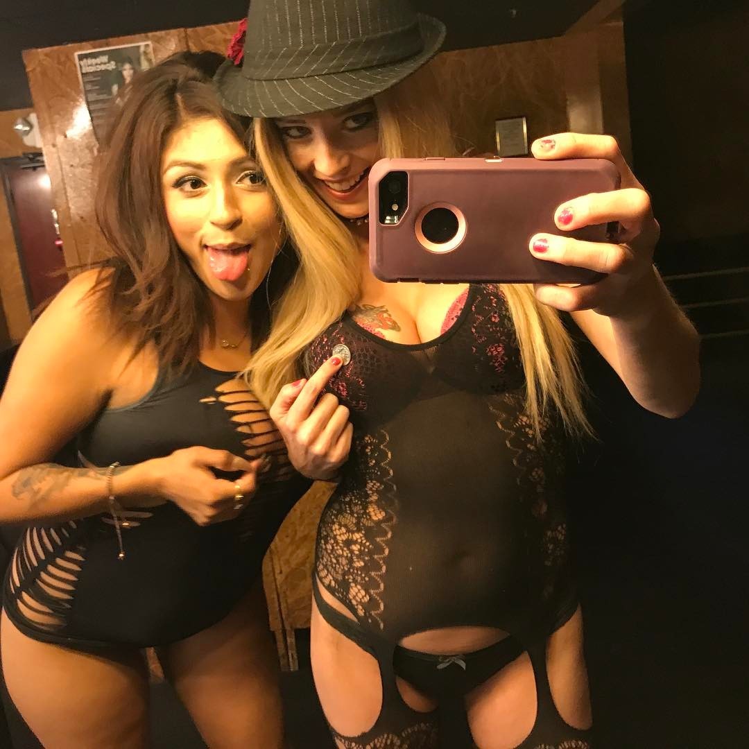 stripper-locker-room:  https://www.instagram.com/adventureswithkelly/