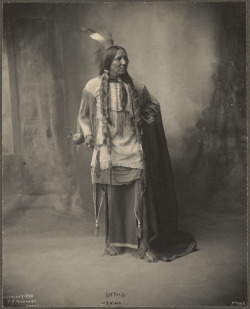 elisebrown:   1. Six Toes, Kiowa, 1898 2. Chief Hollow Horn Bear, Sioux, 1898 3. Hattie Tom, Apache, 1899 4. Chief Wolf Robe, Cheyenne, 1899 Thanks to Boston Public Library  F.A. Rinehart F.A. Rinehart was the owner of a successful portrait studio in