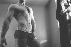 shaun-alejandro:sex-lies-and-bowties:  Versace undies   damnit all to hell. I am jealous.