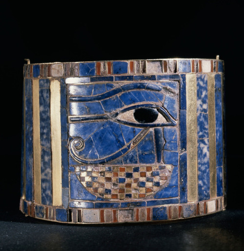 grandegyptianmuseum:Pair of bracelets with representations of the Wedjat eye upon a neb basket, foun