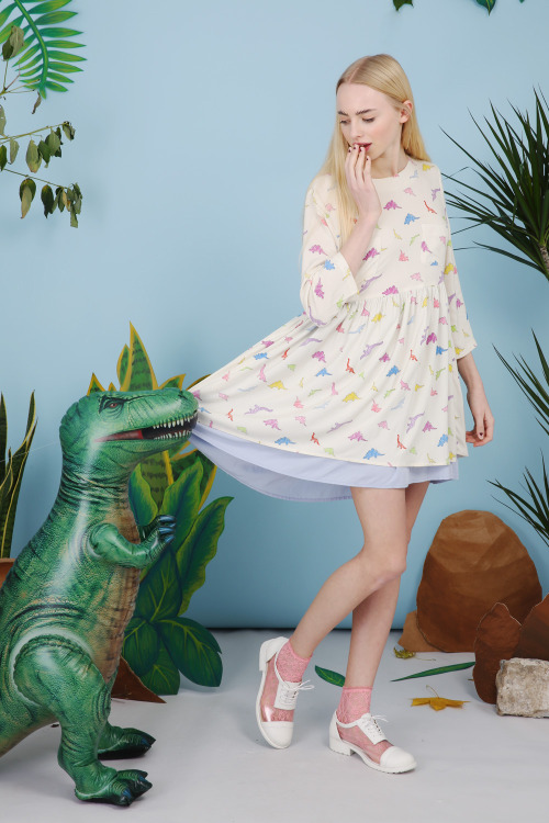 thewhitepepper: THE WHITEPEPPER Multicolour Dinosaur Print Smock Dress is so good that the Dinosaur&