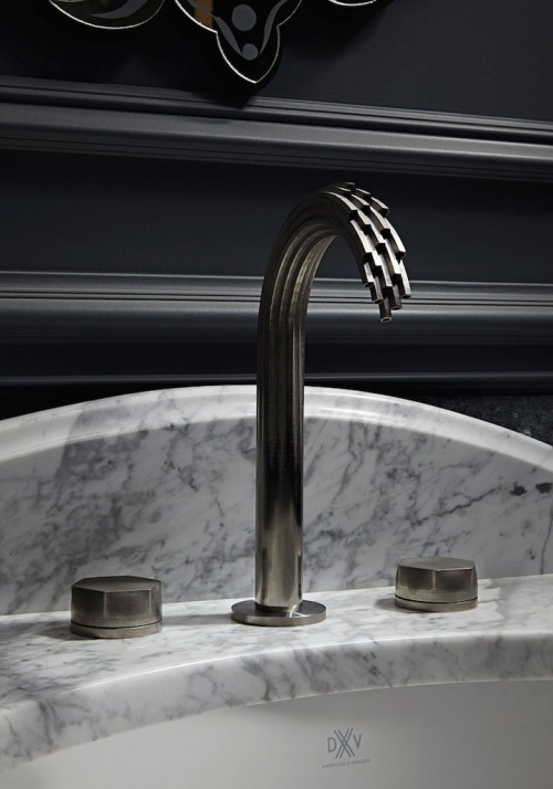 asylum-art-2:  arAmerican Standard  splashes out DXV line of  3D Printed metal faucets via: designboom north american plumbing and building product manufacturer american standard, revealed a ‘DXV‘  line of metal 3D printed faucets that revamp the