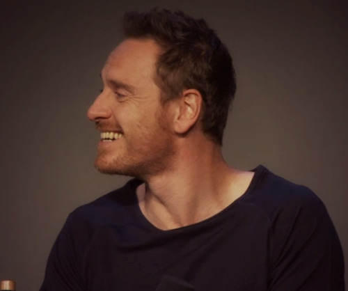 browngirlslovefassy:  Michael Fassbender At The AppleStore Soho’s ‘Meet The Actors’ Event 8.7.14 Here are some more screen caps I made & edited of Sassy Fass at this event. 