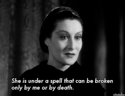 nitratediva:Gloria Holden as Dracula’s Daughter (1936).