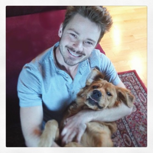 dimpledchris:Cooper and his daddies ♥♥