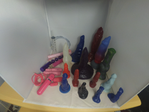 Here’s my toy collection! Included are:Lovehoney’s Small Vibrator (x2) [Lovehoney]Kitty paw vibratorVibrating beadsSmall Tucker (Medium firmness) [Bad Dragon]Medium Kippy (firm) [Bad Dragon]Small Drogger (tubed, with syringe and tube) [Akifu]XL Dunjal