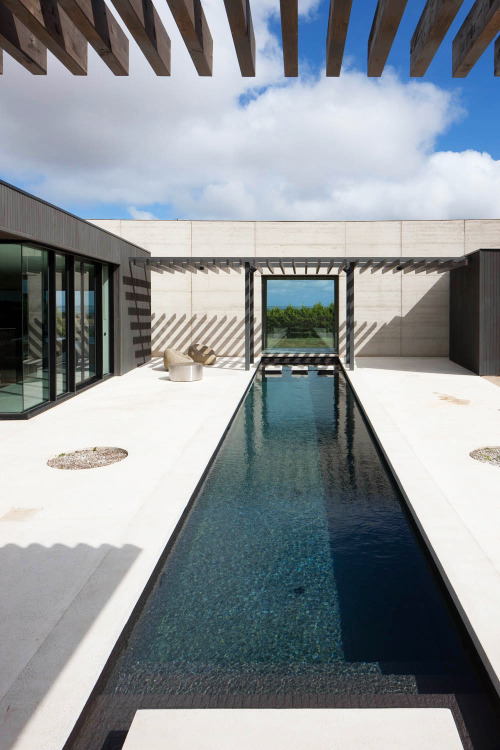 boldempire:  Bold Empire // Merricks House by Laloux 