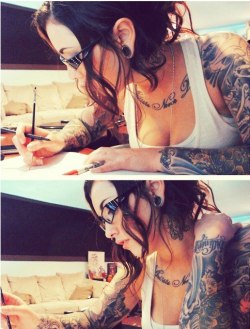 sk1n-and-b0nes:  Tattoo and piercing blog