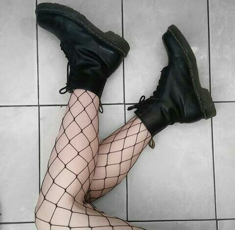 ∆Goth blog∆ Follow me for more pic