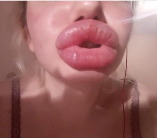 just-sexy-lips: Beautiful DSL’s