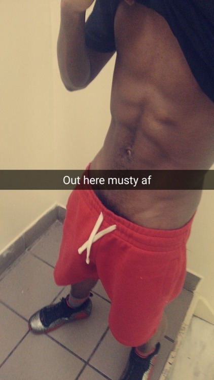callme-maximillion:  dop3raun:  Why would I even try and wear underwear today?  😩😩🙌🏾🙌🏾