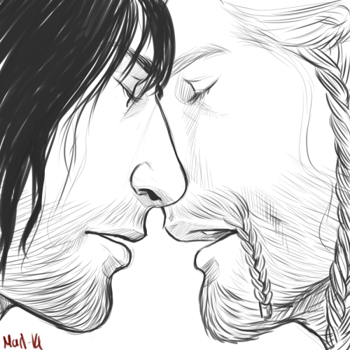 marisdrawings:  Random doodles part 58 This was supposed to be Aidean but it somehow turned into Durincest… Whoops. 