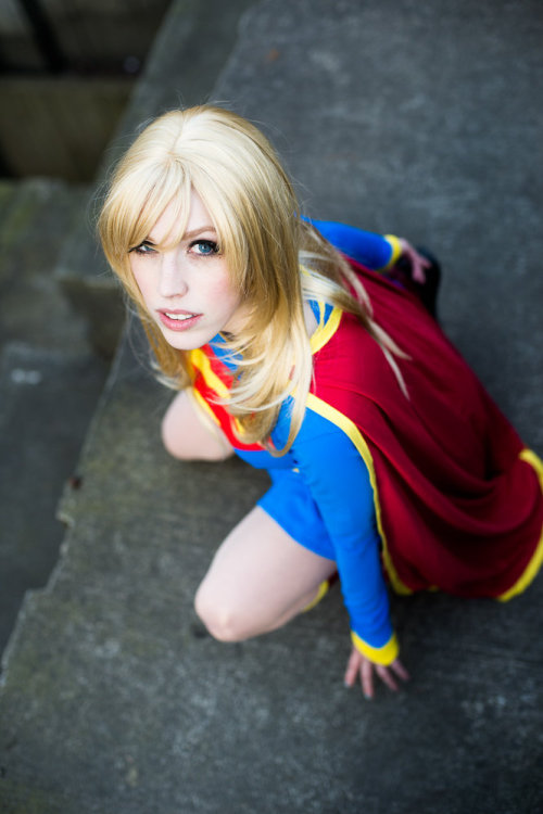 ratemycosplaynet:  @supertaunt as #supergirl. A totally awesome shot! #cosplay #supersaturday http:/