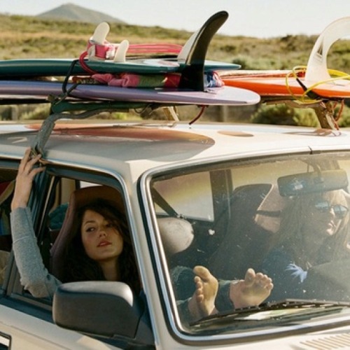 surf-girls: Surf Girls And Waves bit.ly/1bNWtfB