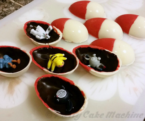 prettycakemachine:For Easter this year I made a tutorial for Pokémon Chocolate Surprise Eggs! Link t