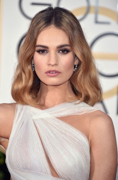 XXX mumblo-number-five:Lily James photo