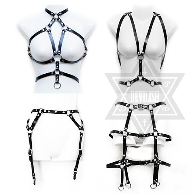 devil666ish:  #garter belt#bottom harness#V neck harness#I am yours harnesshttp://devil666ish.bigcartel.com/