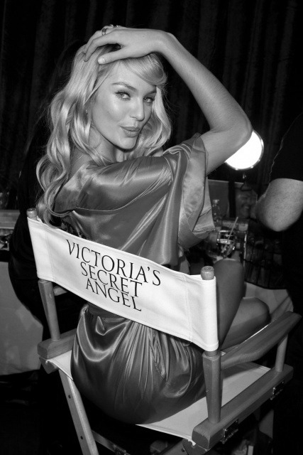 vogue-at-heart:Candice Swanepoel - Backstage at Victoria’s Secret Fashion Show