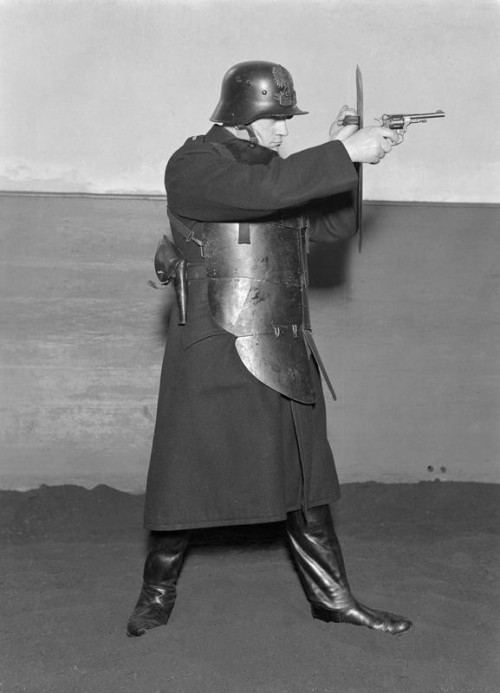 anyskin:Polish police officer in full assault gear, 1934.