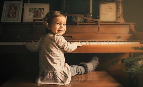 instagram.com/ candidchildhood