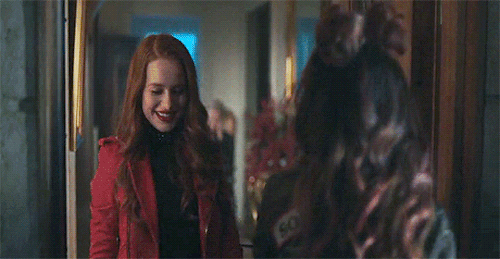 henycavil:Cheryl, this is like the tenth message i’ve left…wherever you are, I hope you’re hearing t