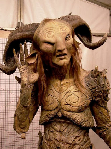 theblairwitchboy:  cynema: Behind the scenes of Pan’s Labyrinth, 2006.  Me