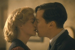 highonhiddlebatch:   Benedict’s kiss series.. I can’t help but feel jealous of