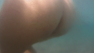 bembele:  http://bembele.tumblr.com under the ocean…. 