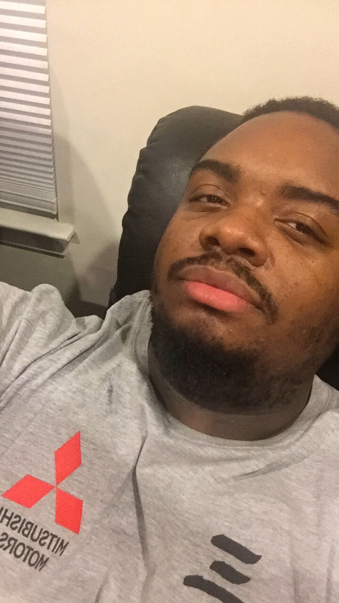 gregwuzhere:  Happy blackout day fam!