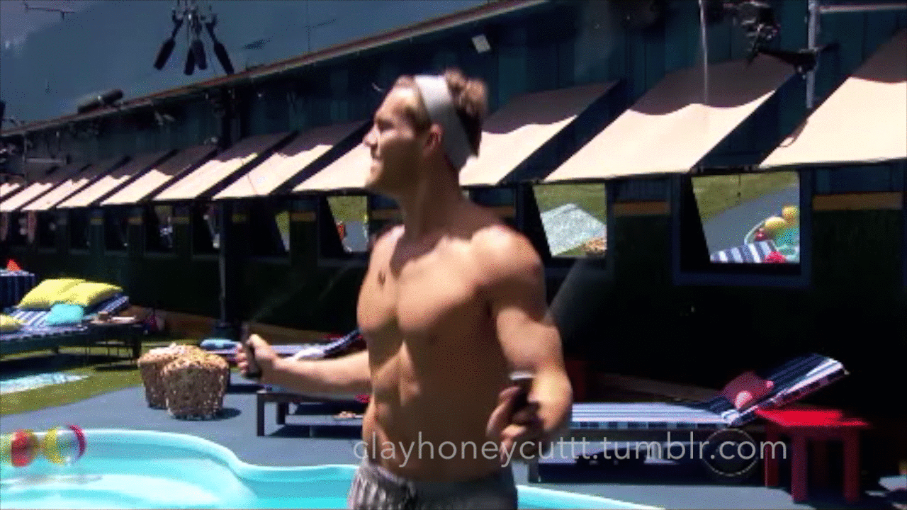 clayhoneycuttt:  When Bae Clay Honeycutt is exercising and Showering and showing
