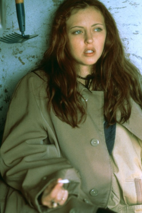 amatesura:Katharine Isabellein Ginger Snaps (2000)