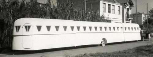 Extensible caravan, built by a French engineer   1934