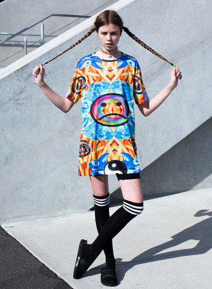 odd-fucking-urban:  tein-clothing:  FASTFOOD SADNESS TEE IS 30% OFF!! ONLINE SHOP: