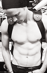 feystreet:  fave pics of chord overstreet in 2013 - part 2 