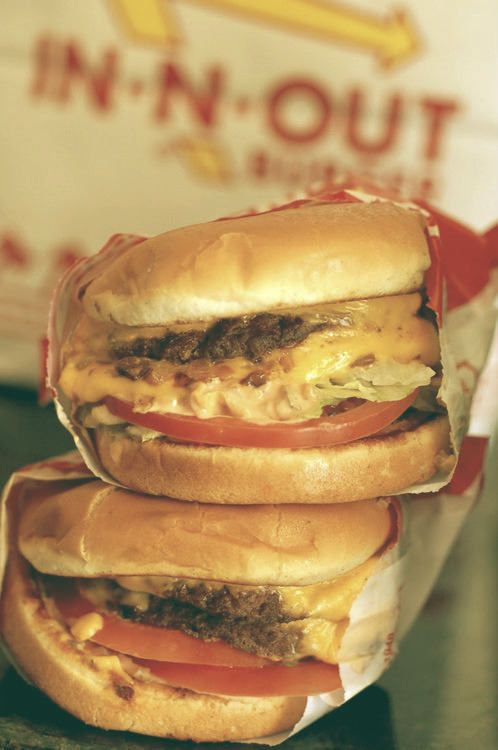 YOU ARE GORGEOUS IN MY EYES.