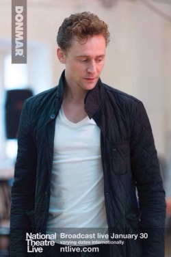 hiddleswiggles:  ektu:  Tom bought new clothes