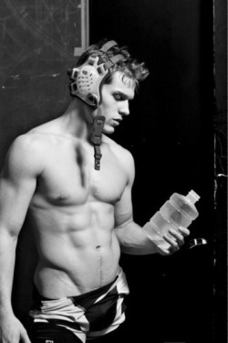 hunkguys:  (via TumbleOn) 