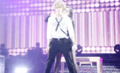 byunghunny:  Niel being sexy on Immortal Song 